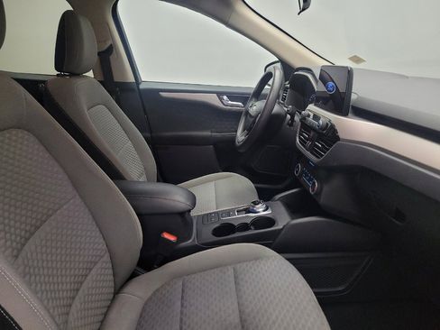 Used 2020 Ford Escape SE FWD image 21