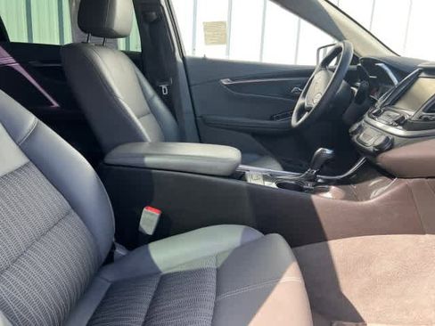 Used 2019 Chevrolet Impala LS image 21