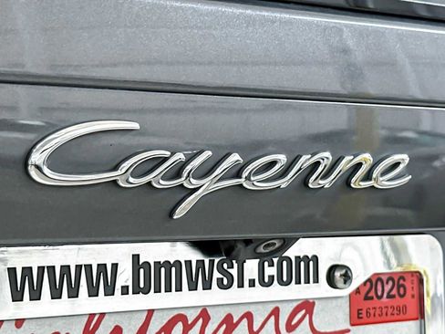 Used 2019 Porsche Cayenne image 28