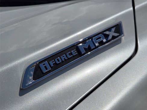 Used 2025 Toyota Sequoia Platinum AWD/4WD image 9