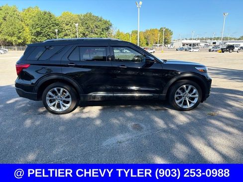 Used 2022 Ford Explorer Platinum w/ Equipment Group 601A AWD/4WD image 5