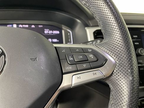 Used 2023 Volkswagen Atlas Cross Sport SEL R-Line AWD/4WD image 10
