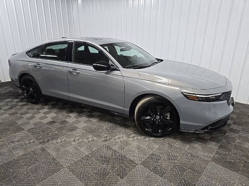 Used 2024 Honda Accord Sport image 1
