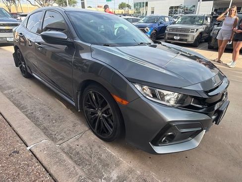 Used 2021 Honda Civic Sport image 2