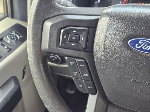 Used 2022 Ford F250 XL w/ Power Equipment Group image 28