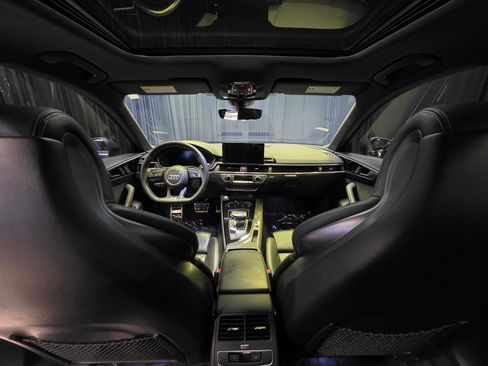 Used 2020 Audi S4 Premium Plus w/ Premium Plus Package AWD/4WD image 2
