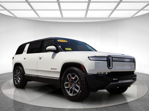 Used 2024 Rivian R1S Adventure Quad AWD/4WD image 3