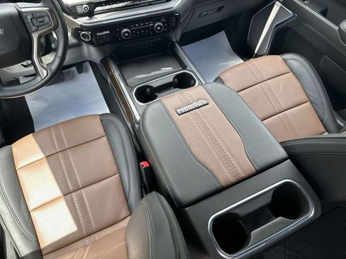 Used 2024 Chevrolet Silverado 3500 High Country w/ High Country Premium Package AWD/4WD image 25