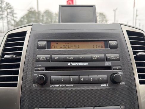 Used 2011 Nissan Frontier SL image 28