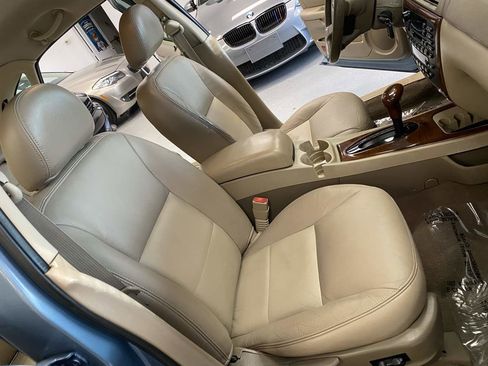 Used 2005 Ford Taurus SEL image 20