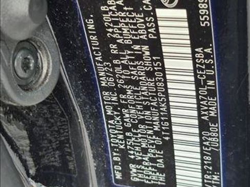 Used 2023 Toyota Camry SE FWD image 17