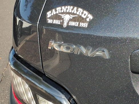 Certified 2022 Hyundai Kona Limited image 10