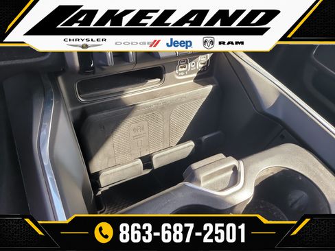 Used 2023 RAM 1500 Laramie AWD/4WD image 25