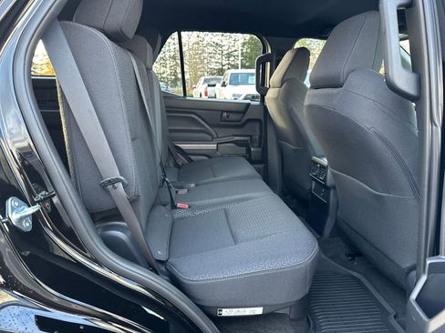 Certified 2025 Toyota 4Runner SR5 image 17