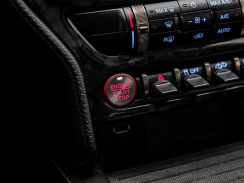 Used 2022 Ford Mustang Shelby GT500 w/ Technology Package image 62