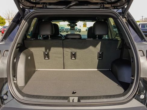 New 2027 GMC Terrain Elevation FWD image 9