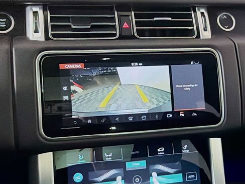 Used 2022 Land Rover Range Rover P525 Westminster Edition image 16