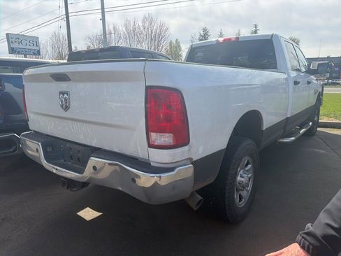 Used 2015 RAM 2500 Tradesman w/ Chrome Appearance Group AWD/4WD image 4