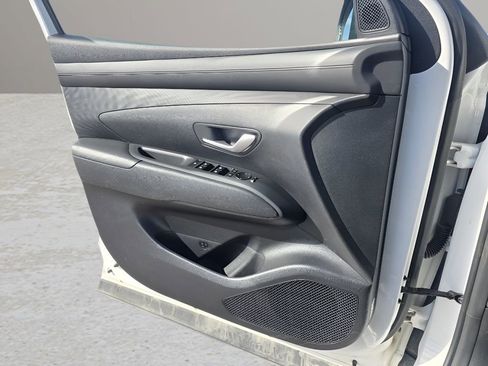 Used 2025 Hyundai Tucson SEL image 17