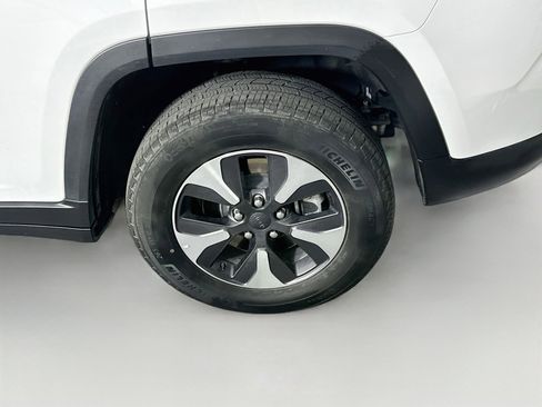 Used 2024 Jeep Grand Cherokee Limited 4xe AWD/4WD image 11