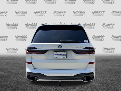 Used 2023 BMW X7 xDrive40i w/ Executive Package AWD/4WD image 8