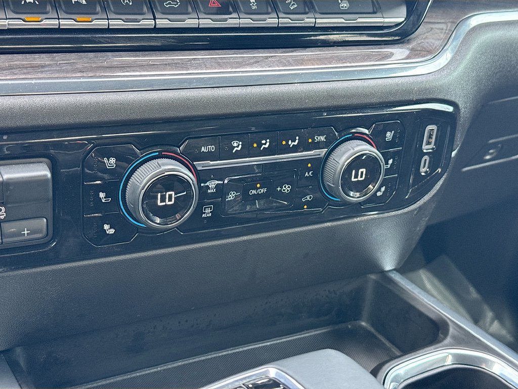 Used 2024 Chevrolet Silverado 1500 LTZ w/ LTZ Premium Texas Edition AWD/4WD image 16