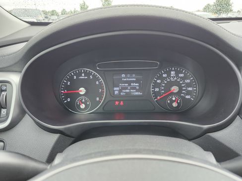 Used 2019 Kia Sorento L FWD image 25