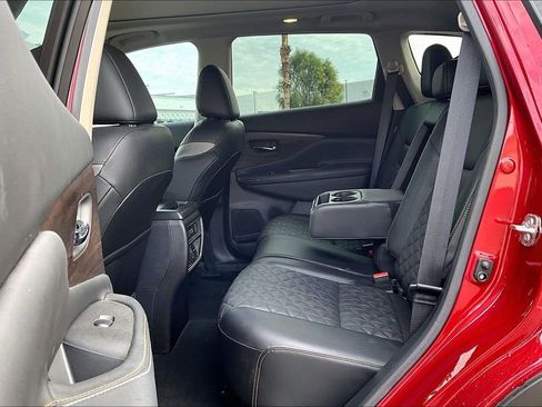 Used 2023 Nissan Murano Platinum w/ Cargo Package image 6