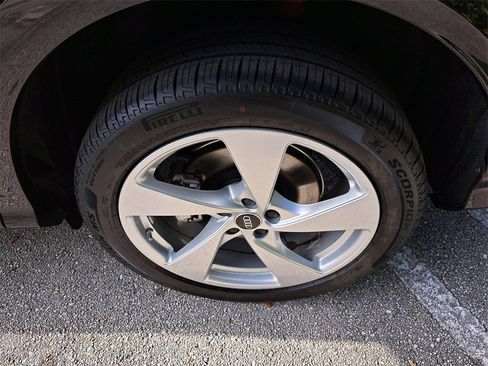 New 2025 Audi Q5 2.0T Premium Plus image 30