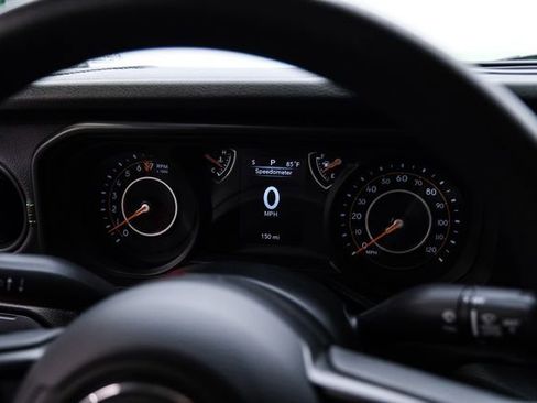 Used 2025 Jeep Gladiator Sport image 58