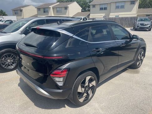 Used 2024 Hyundai Kona Limited FWD image 4