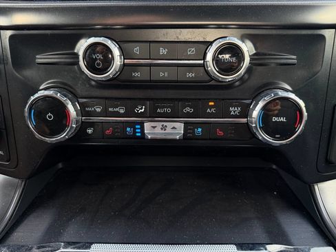 Used 2024 Ford F150 Lariat w/ Equipment Group 502A High AWD/4WD image 20