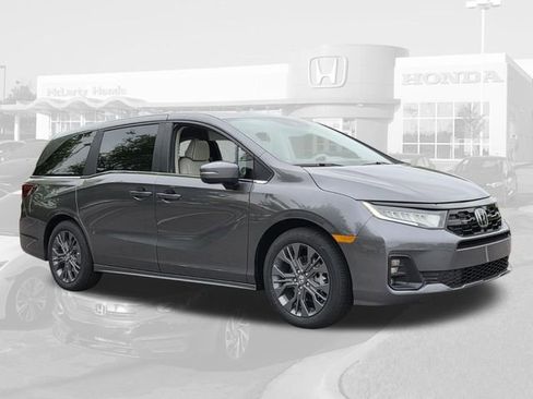 New 2026 Honda Odyssey Touring image 5