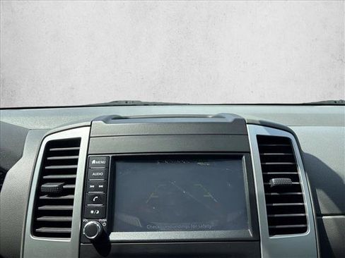 Used 2019 Nissan Frontier SV AWD/4WD image 15