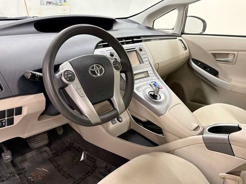 Used 2013 Toyota Prius Three FWD image 12