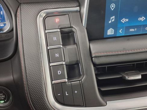 Used 2022 Chevrolet Tahoe RST w/ Luxury Package image 21