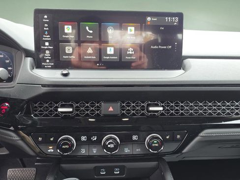 Used 2025 Honda Accord Touring image 19