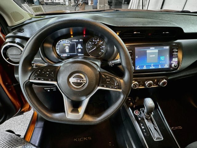 Used 2023 Nissan Kicks SV FWD image 8
