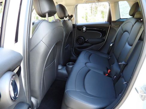 Used 2023 MINI Cooper S image 40