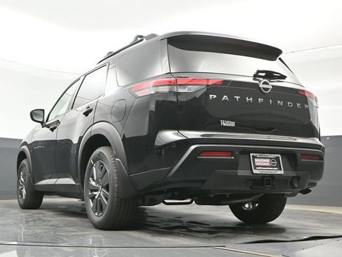 New 2026 Nissan Pathfinder SV w/ SV Premium Package FWD image 22
