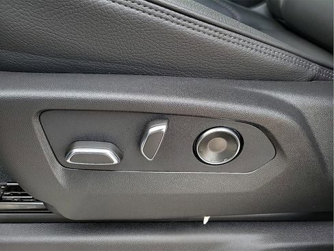 New 2026 GMC Sierra 1500 Denali w/ Denali Reserve Package image 15