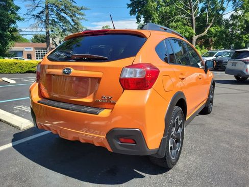 Used 2014 Subaru Crosstrek 2.0i Limited AWD/4WD image 3