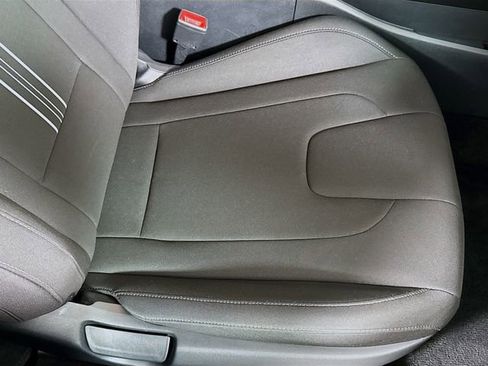 Certified 2025 Hyundai Elantra Sport w/ Cargo Package image 32