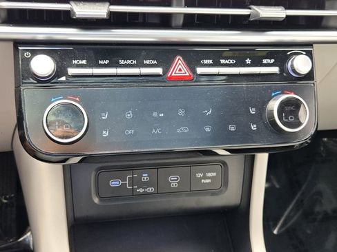 Used 2025 Hyundai Tucson Limited image 22