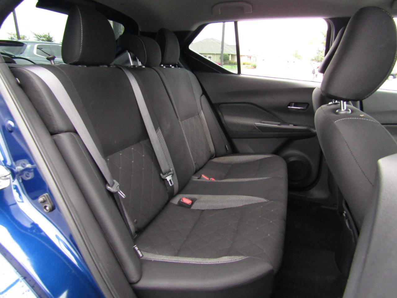 Used 2020 Nissan Kicks SV FWD image 21