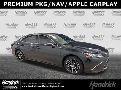 Used 2025 Lexus ES 350 w/ Premium Package
