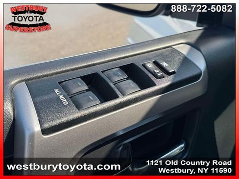 Used 2023 Toyota 4Runner Limited AWD/4WD image 20