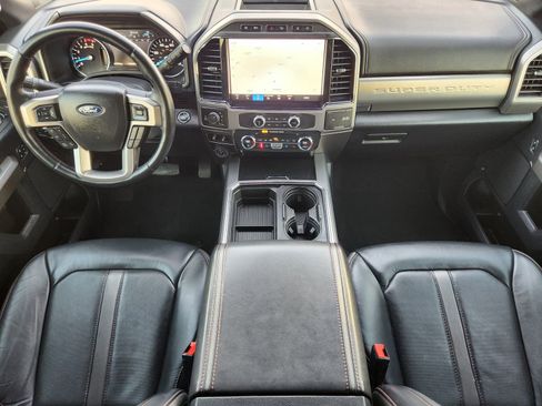 Used 2022 Ford F250 Platinum w/ FX4 Off-Road Package image 30