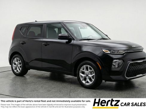 Used 2025 Kia Soul LX w/ LX Technology Package FWD image 1