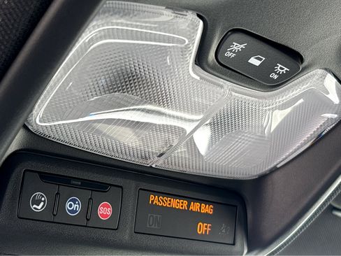 Used 2026 Chevrolet Colorado ZR2 image 31